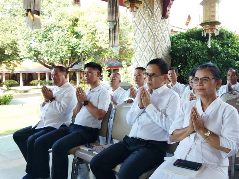﻿ สำนักงานบังคับคดีจังหวัดลำพูน เข้าร่วมพิธีเจริญพระพุทธมนต์ถวายพระพรชัยมงคลแด่ สมเด็จพระนางเจ้าสิริกิติ์ พระบรมราชินีนาถ พระบรมราชชนนีพันปีหลวง พระบาทสมเด็จพระวชิรเกล้าเจ้าอยู่หัว และสมเด็จพระนางเจ้าฯ